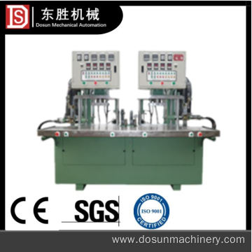 Double station cylinder-free wax injection machine